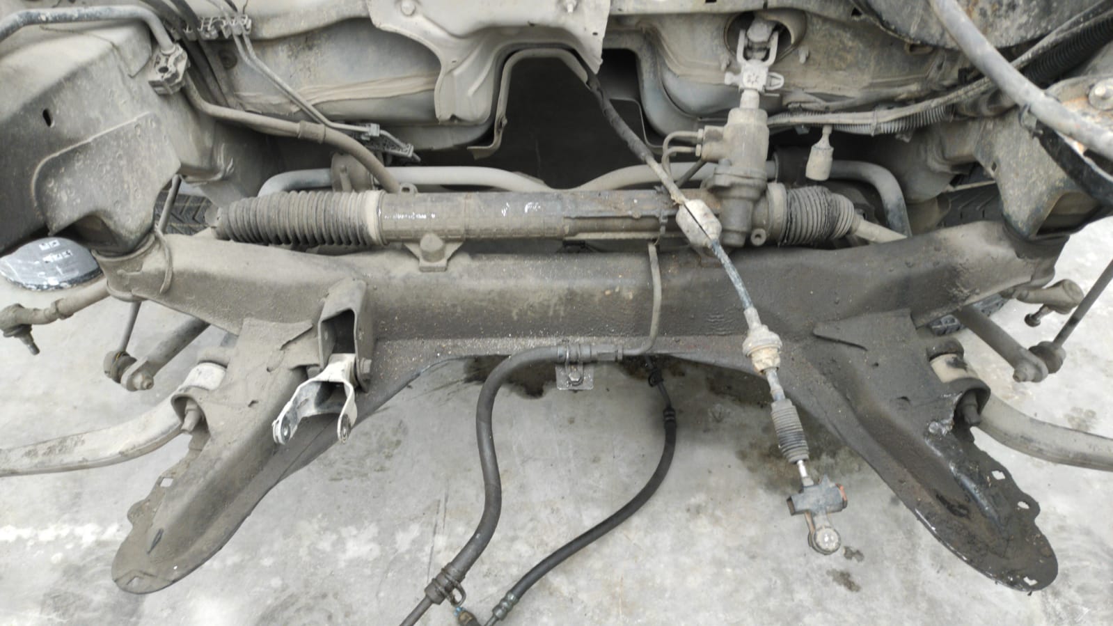 peugeot-406-cikma-orjinal-motor-besik-traverz Peugeot 406 Çıkma Orjinal Motor Beşik Traverz