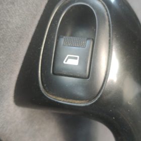 Peugeot 406 Çıkma Orjinal Sağ Arka Cam Düğmesi