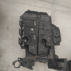 Peugeot 407 Çıkma Orjinal Akü Sehpası