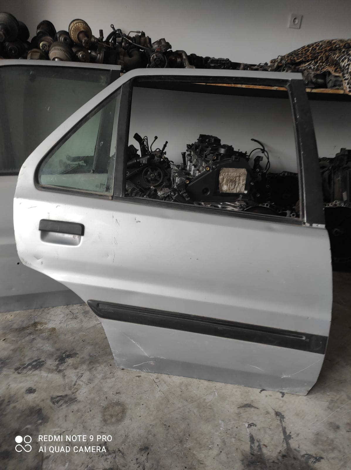 peugeot-106-cikma-orjinal-sag-arka-kapi Peugeot 106 Çıkma Orjinal Sağ Arka Kapı
