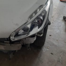 Peugeot 208 Çıkma Orjinal Ön Far