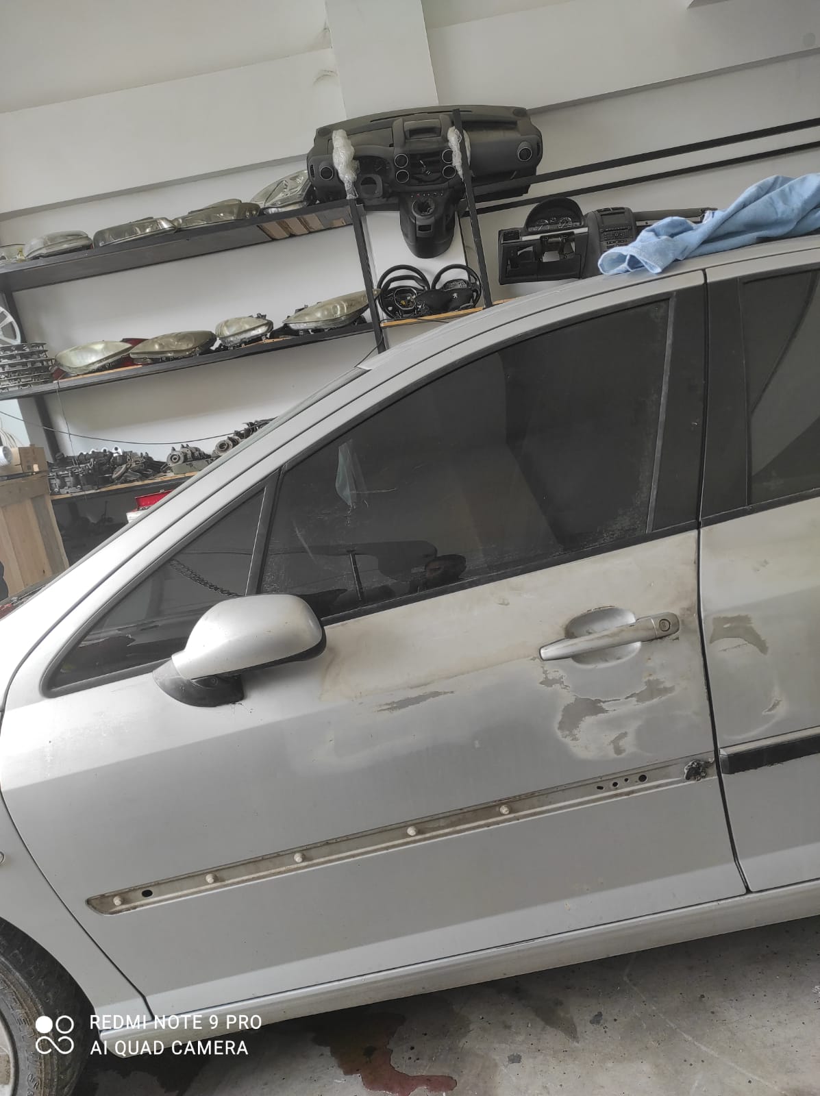 peugeot-407-cikma-orjinal-sol-ön-kapi Peugeot 407 Çıkma Orjinal Sol Ön Kapı