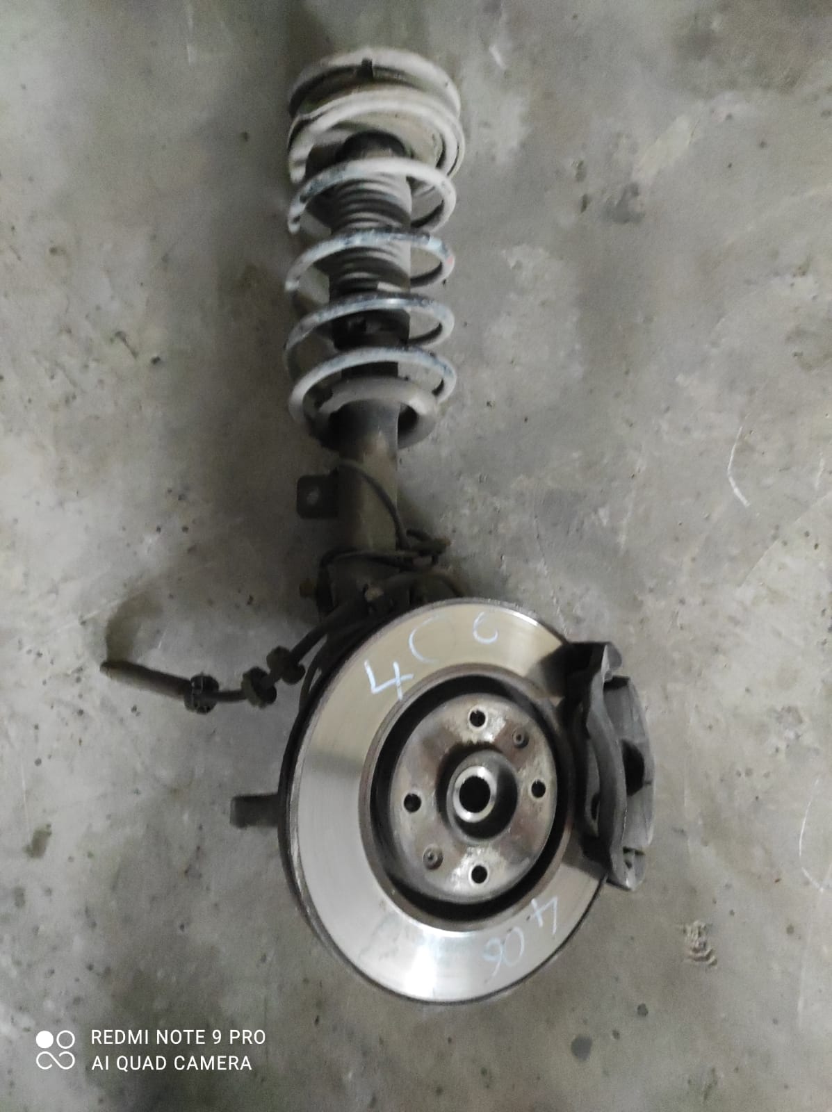 peugeot-406-cikma-orjinal-sag-tasiyici Peugeot 406 Çıkma Orjinal Sağ Taşıyıcı