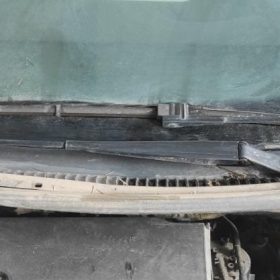 Peugeot 207 Çıkma Orjinal Ön Cam Plastik Izgara