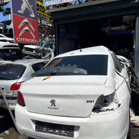 Peugeot 301 Çıkma bagaj kapağı