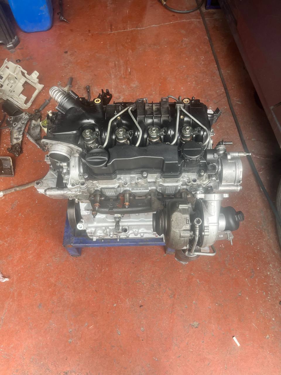 Peugeot 407 1.6 hdi Çıkma motor Peugeot 407 1.6 hdi Çıkma motor